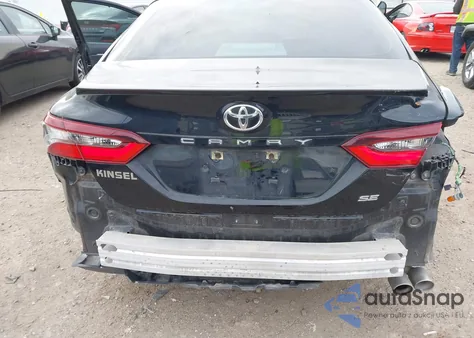 2021 Toyota Camry Se z USA, uszkodzony, nr VIN 4T1G11AK2MU491246